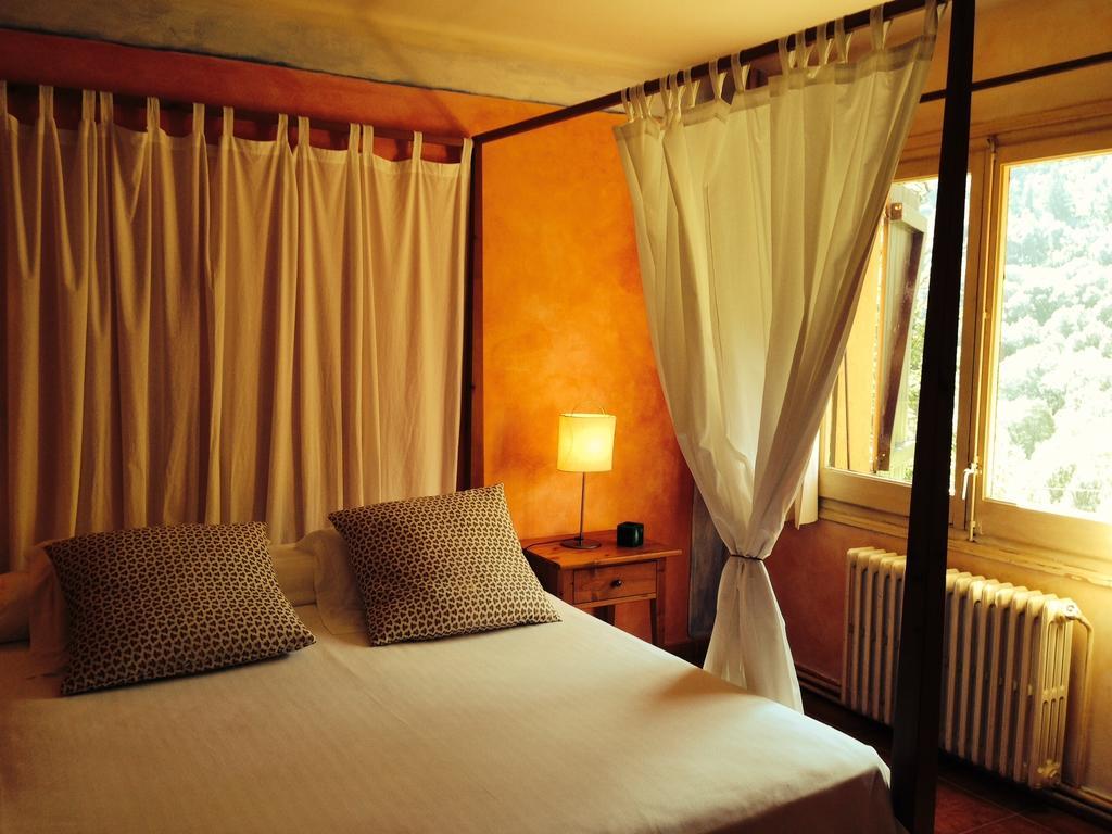 Hostal L'Ou De Reig مونتسيني المظهر الخارجي الصورة