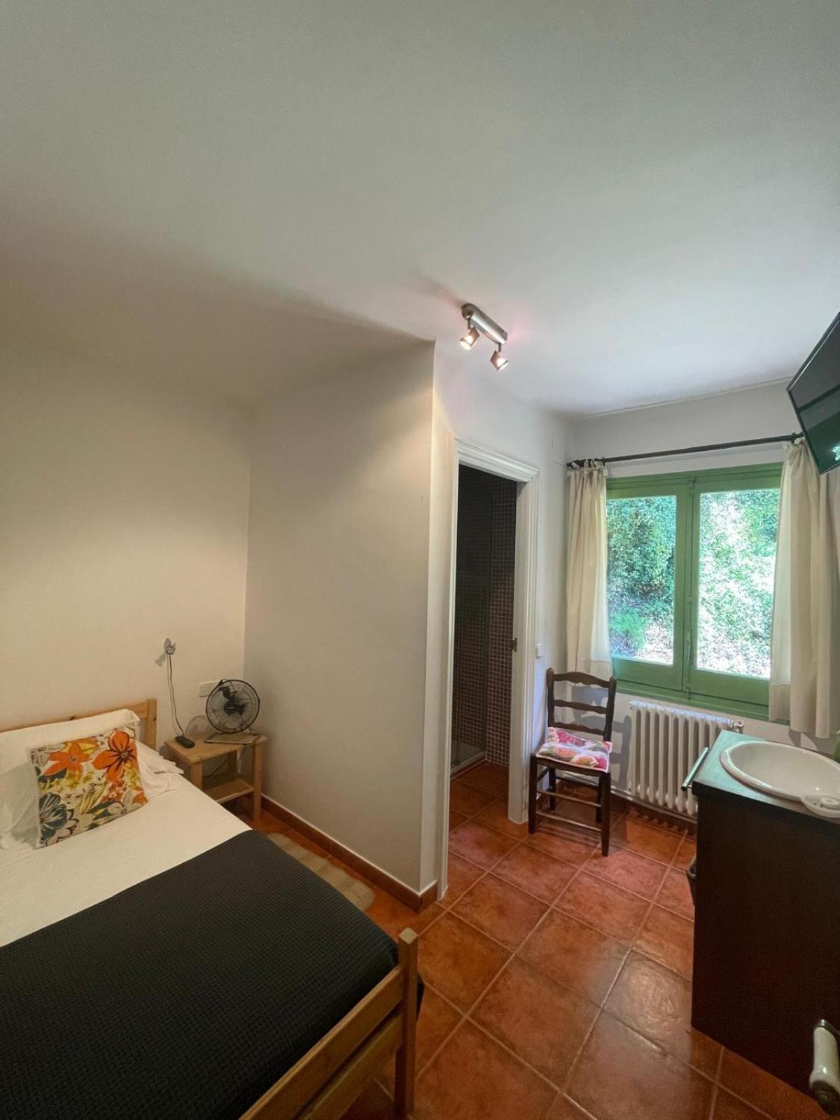Hostal L'Ou De Reig مونتسيني المظهر الخارجي الصورة